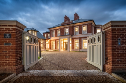 new-family-home-on-oxshott-rise-cobham-surrey-4