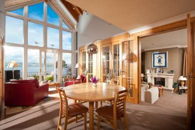 coastal_haven_with_three_levels_of_sea_views_3 coastal_haven_with_three_levels_of_sea_views_3